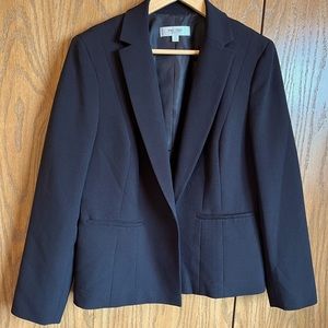 Woman’s Blazer, like new, black